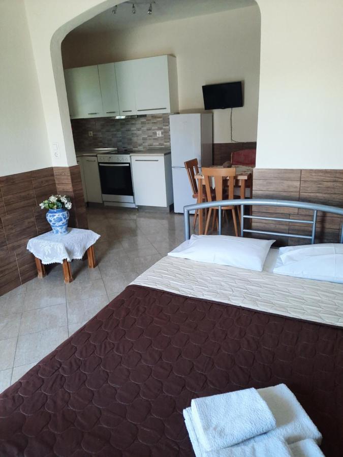 Sofia & Lakis House Apartment Ormos Panagias Ngoại thất bức ảnh